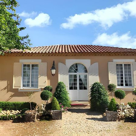 Maison Accueillante A Arles - Jardin, Parking Prive Exteriör bild