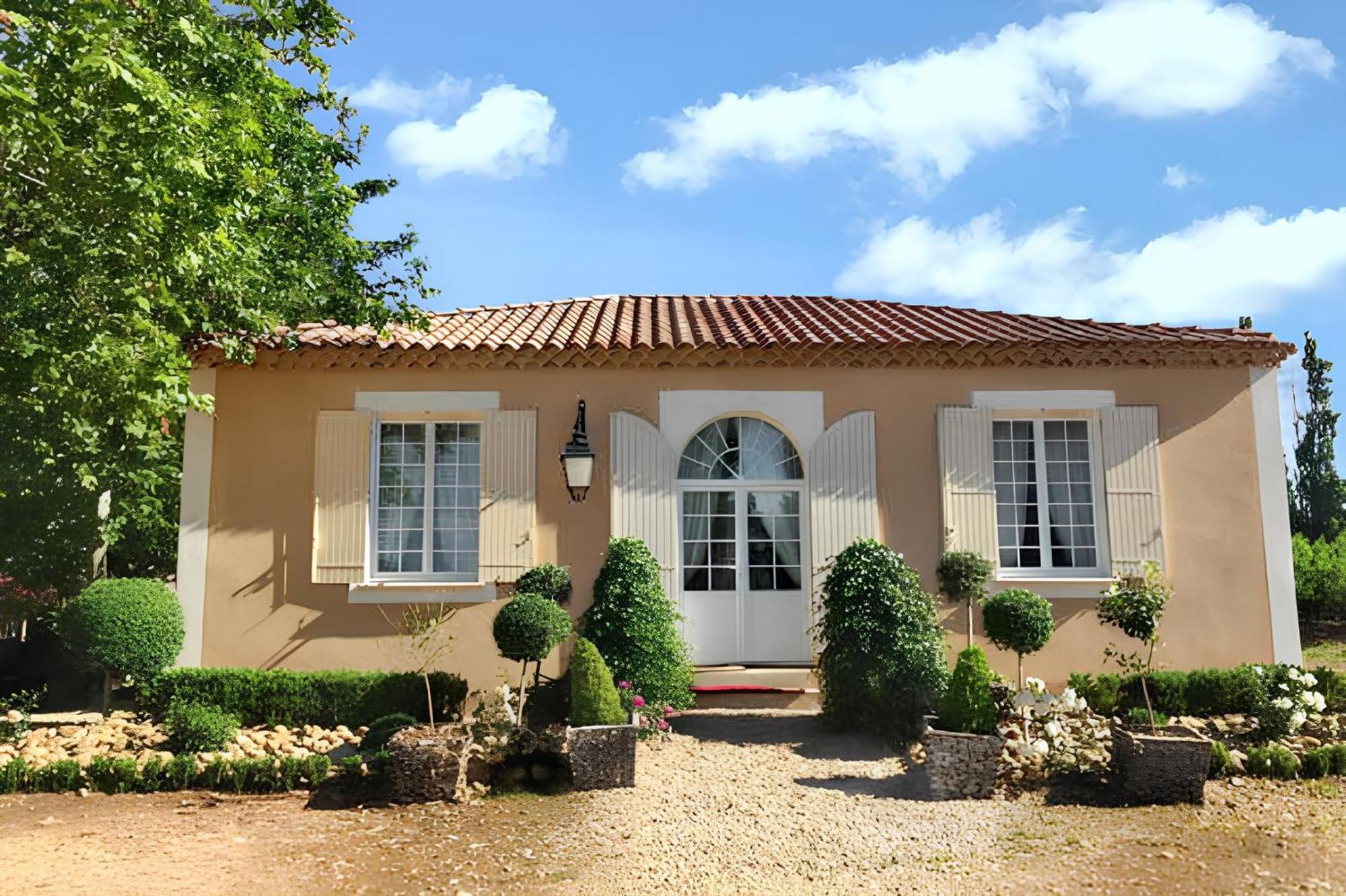 Maison Accueillante A Arles - Jardin, Parking Prive Exteriör bild